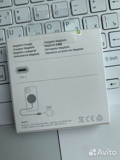 Беспроводная зарядка MagSafe Apple Charger новая
