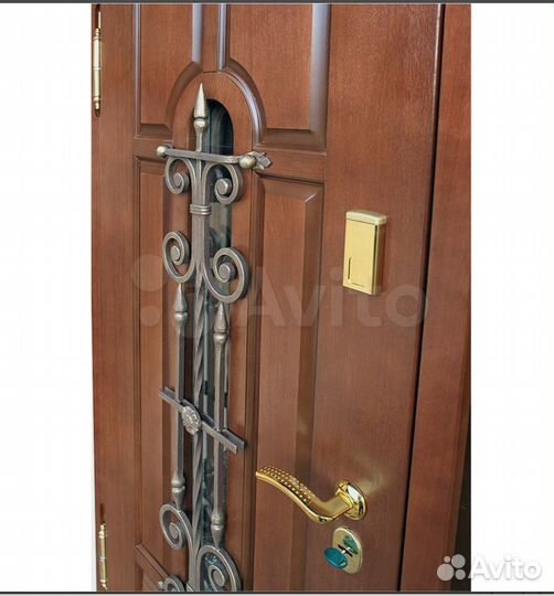 Дверь входная для дома