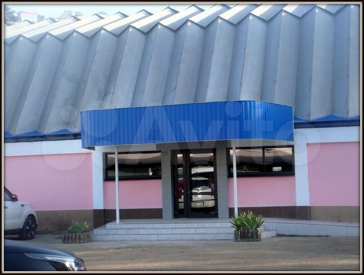 Аренда здания под супермаркет на пл. Ревякина