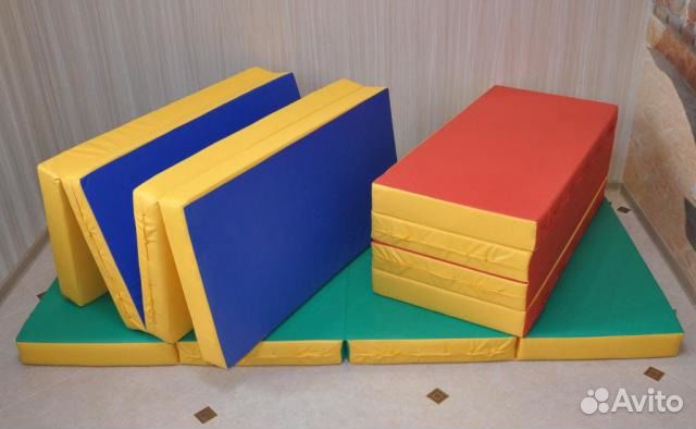 Мат новый гимнастический 1х1х0.1 м