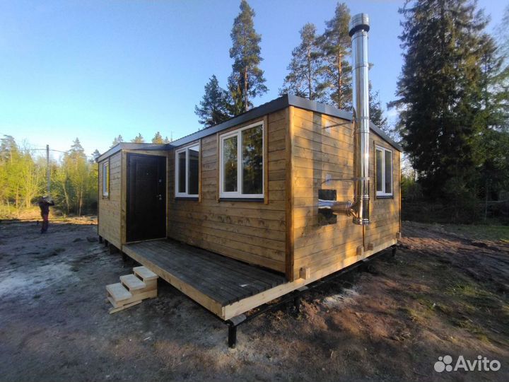 Дачный дом, бытовка, баня, веранда