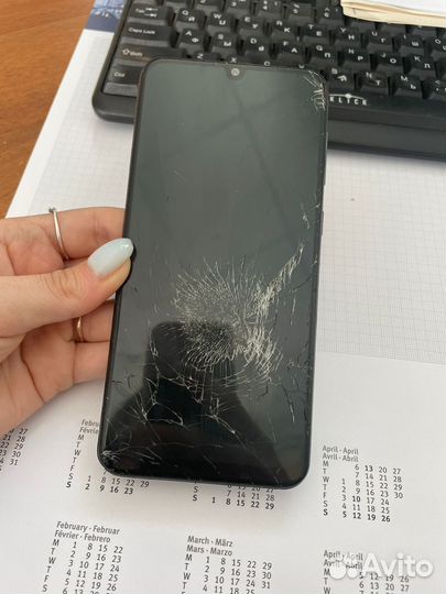 Samsung Galaxy A50, 4/64 ГБ