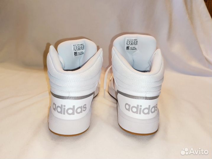 Кроссовки женские adidas 36 размер новые