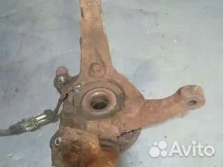 Opel astra g передний правый прворотный кулак