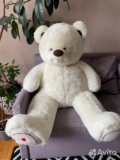 Плюшевый медведь большой