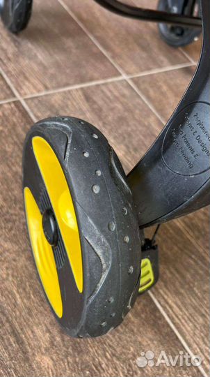 Коляска doona три в одном