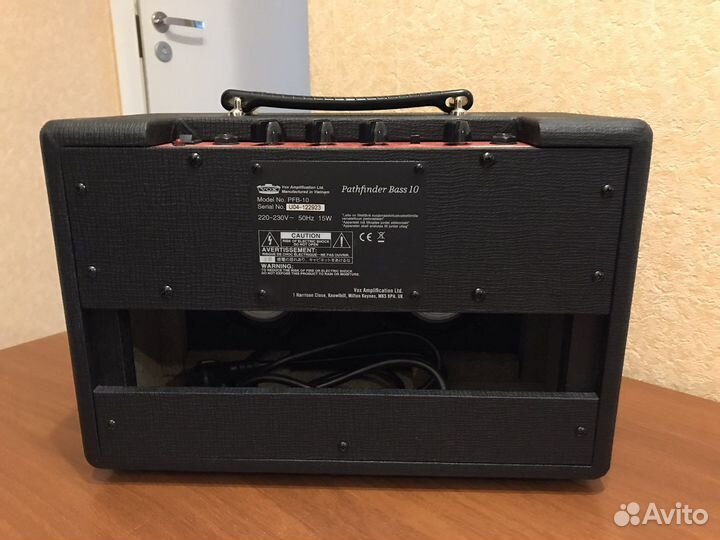 Комбоусилитель для бас-гитары VOX