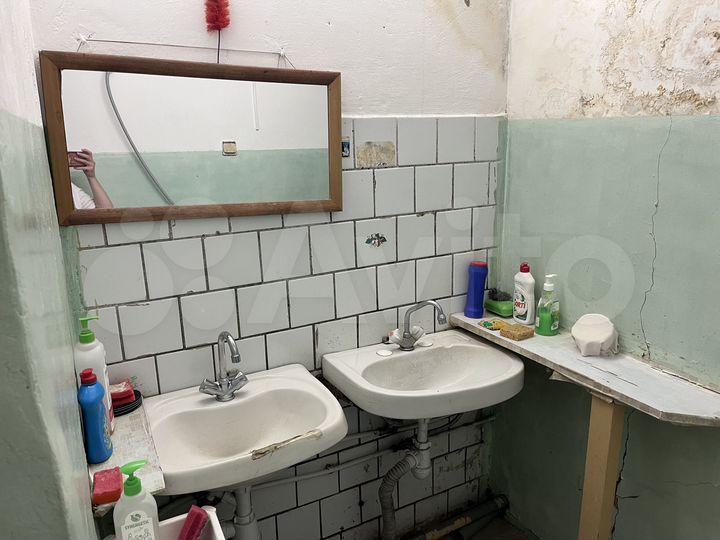 Комната 16,8 м² в 4-к., 2/9 эт.