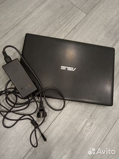 Ноутбук asus