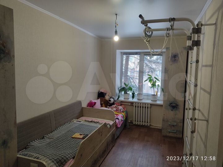 3-к. квартира, 55 м², 3/5 эт.