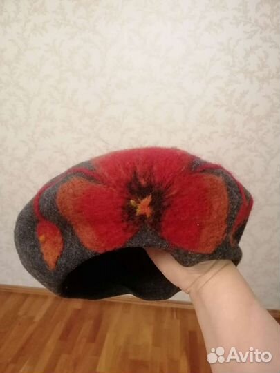 Берет женский