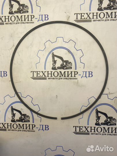 Кольцо стопорное шестерни редуктора 800107304