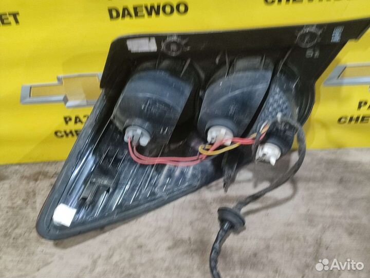 Задний правый фонарь Шевроле авео т300