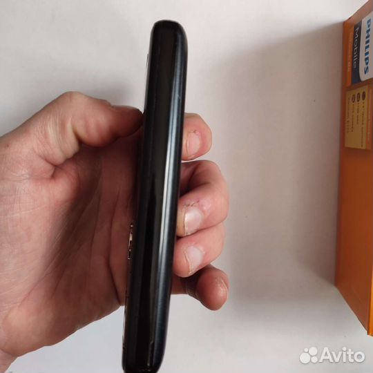 Телефон Philips Xenium E172