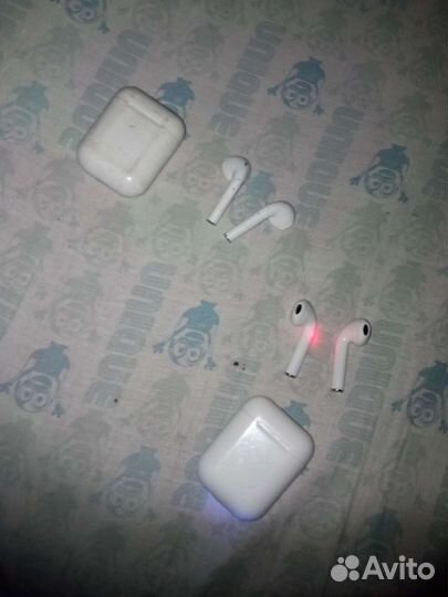 Наушники Airpods (паль)