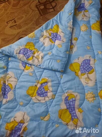 Детское одеяло в кроватку