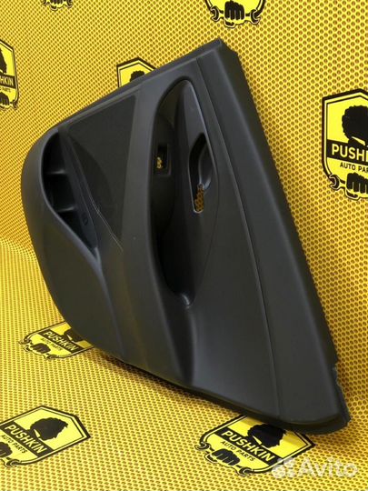 Обшивка двери карта задняя правая Hyundai I30 PD