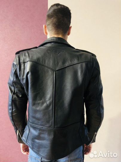 Мотоциклетная кожаная куртка