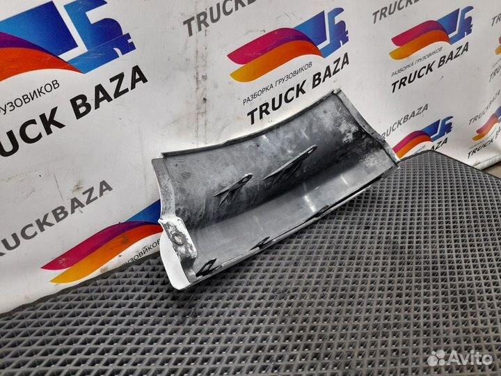 Планка над фарой правая Scania 5-series