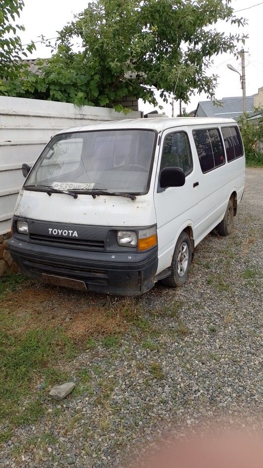 Toyota Hiace: фото владельца