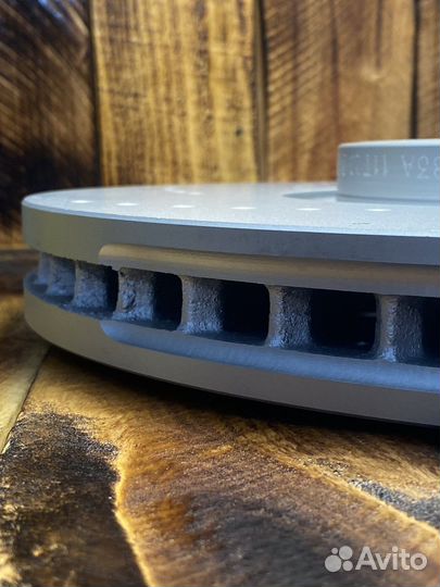 Тормозной диск Mercedes Benz A4634210500