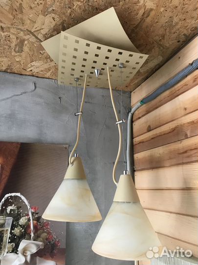Люстры и светильники бу