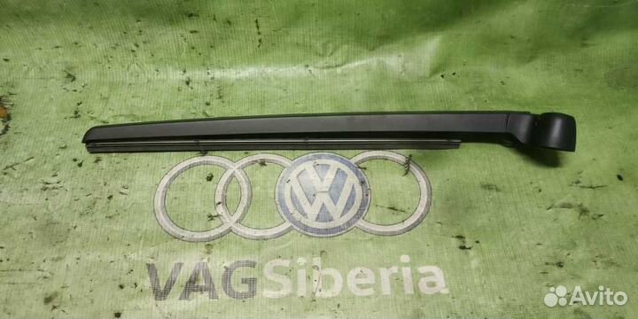 Поводок стеклоочистителя заднего 4L0955407 audi-Q7