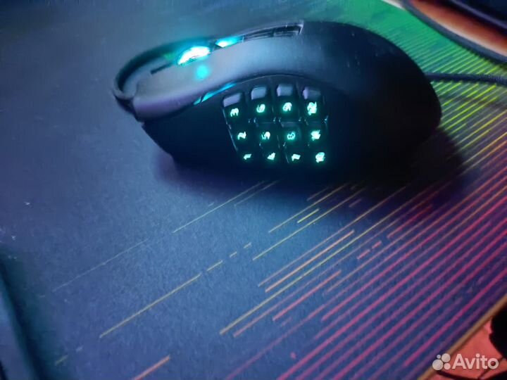 Razer Naga X мышь с подсветкой и макросами