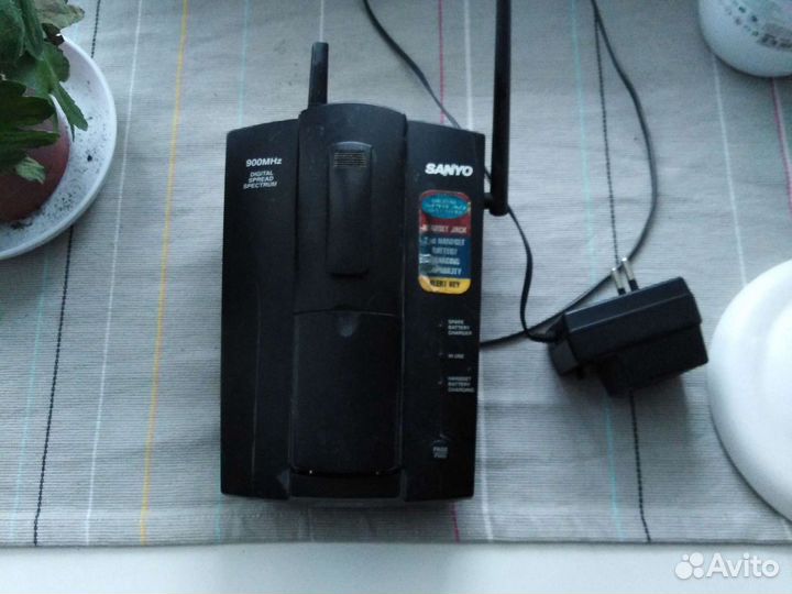 Телефон sanyo