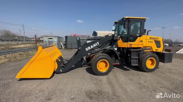 Фронтальный погрузчик Granit 930, 2023