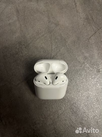 Airpods 2
