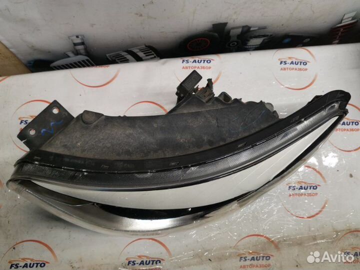 Фара галогеновая передняя левая Kia Soul 1.6 G4FD