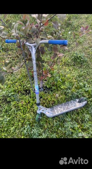 Трюковой самокат кастом парк
