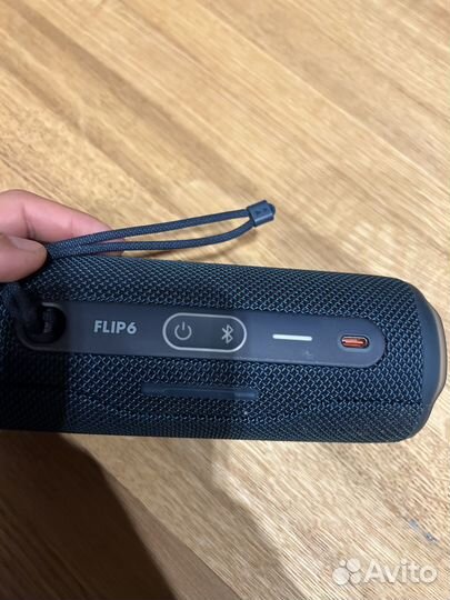 Колонка JBL Flip 6 оригинал работает отлично