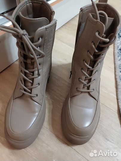 Ботинки демисезонные женские