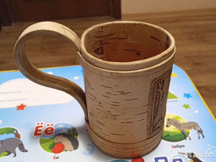 Кружка из дерева