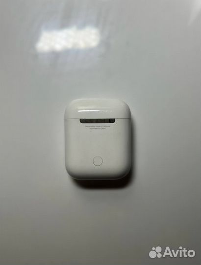 Наушники Apple AirPods