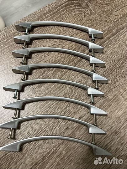 Накладная ручка-скоба