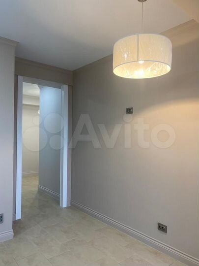 2-к. квартира, 70 м², 3/10 эт.