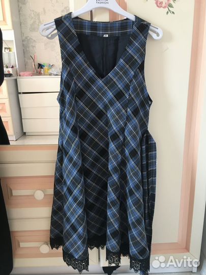 Продам школьную форму