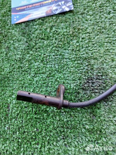 Датчик абс передний правый Ниссан Икс Трейл Т31