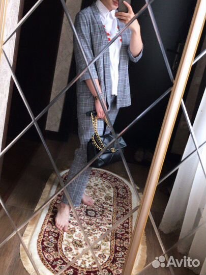 Костюм женский