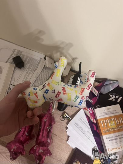 Собачка от victoria secret