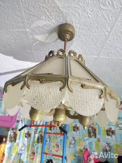 Люстра потолочная бу