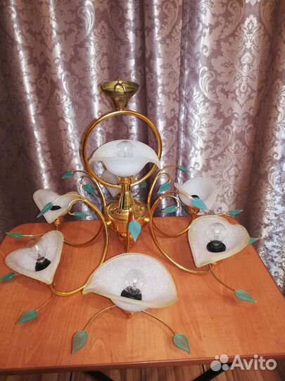 Люстра потолочная бу