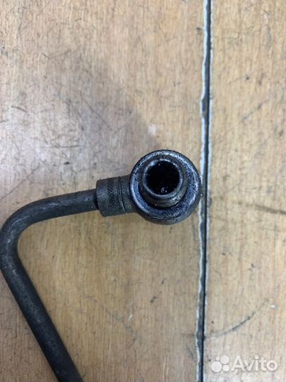 Трубка подачи масла на турбину Opel Meriva B