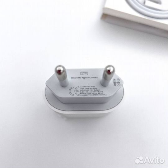 Быстрая зарядка 20W для iPhone