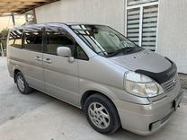 Nissan Serena 2.0 AT, 2005, 300 000 км, с пробегом, цена 950 000 руб.