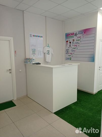 Стойка ресепшн