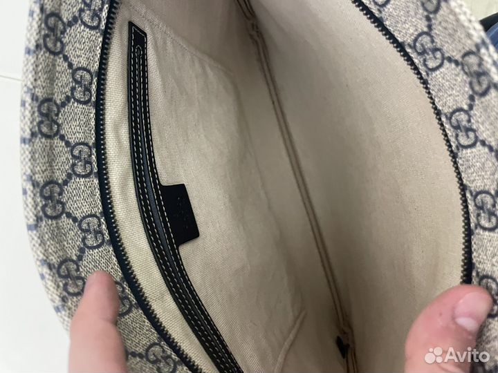 Gucci monogram messenger bag beige